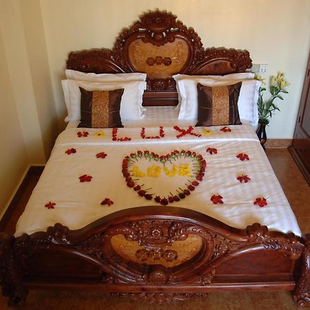 Lux Guesthouse Battambang Zewnętrze zdjęcie